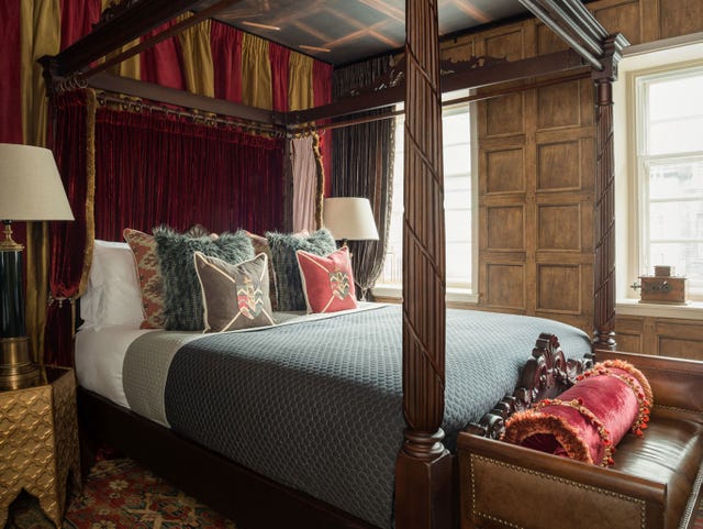 Bedroom, Furniture, Bed, Room, Canopy bed, Interior design, Bed frame, Property, Bedding, four-poster, 
