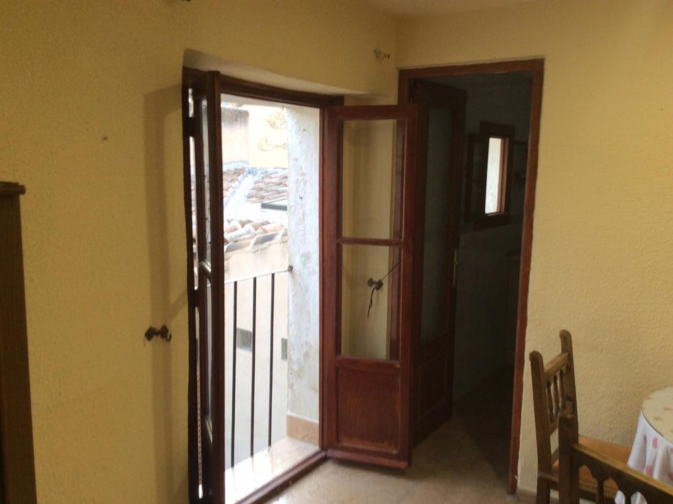 Property, Room, Door, Building, House, Floor, Real estate, Home door, Architecture, Hardwood, 