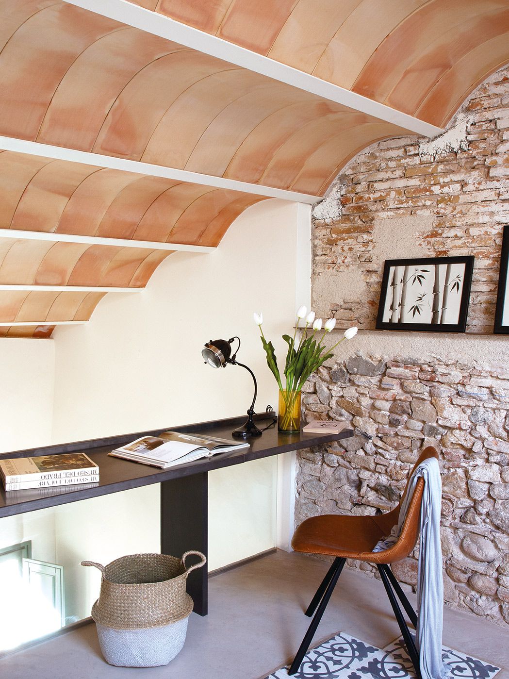 Room, Property, Ceiling, Interior design, Building, Furniture, House, Wall, Floor, Home, 