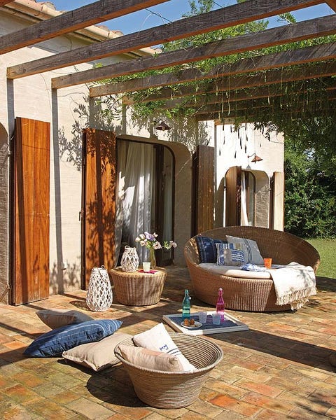 Wood, Shade, Basket, Home accessories, Beam, Home, Wicker, Storage basket, Linens, Pergola, 