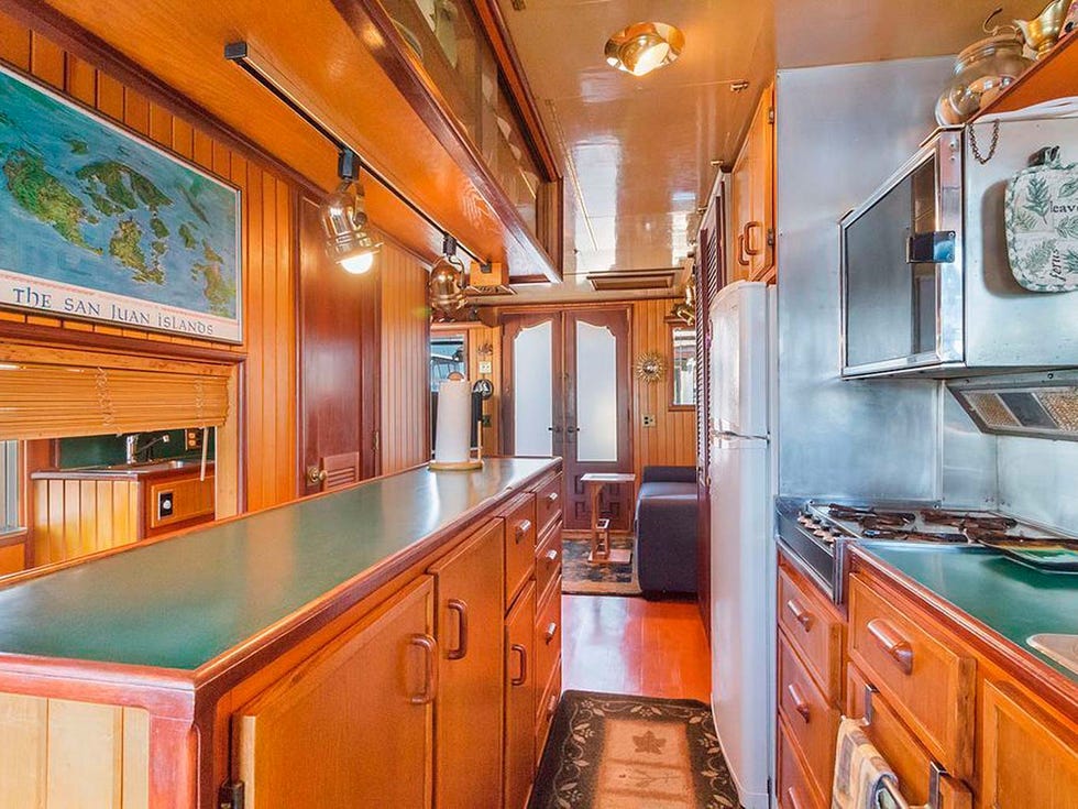 Wood, Lighting, Room, Interior design, Property, Drawer, Ceiling, Floor, Plumbing fixture, Cabinetry, 