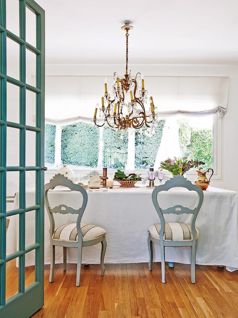 Room, White, Chandelier, Furniture, Interior design, Blue, Product, Green, Dining room, Ceiling, 