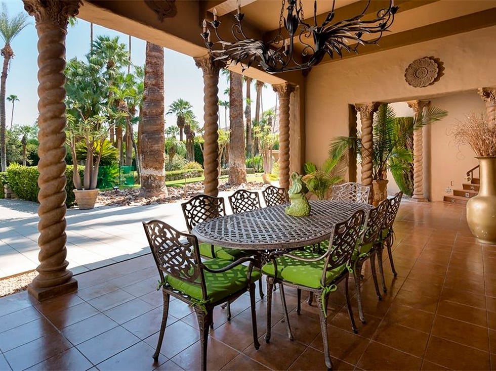 Property, Room, Building, Interior design, Real estate, Furniture, Estate, Table, House, Home, 