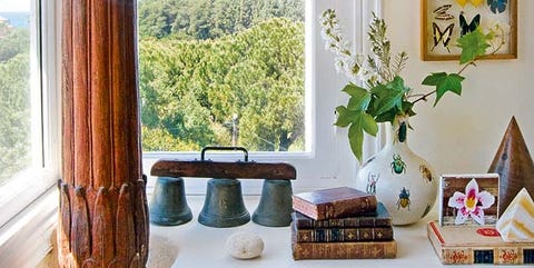 Casa con campo propio: columna de madera casa con campo propio columna de madera