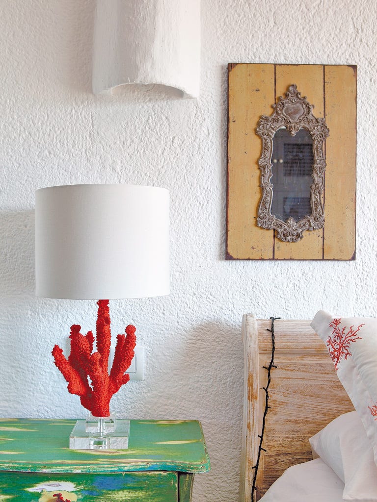 White, Red, Orange, Room, Lampshade, Lighting, Wall, Turquoise, Table, Lighting accessory, 