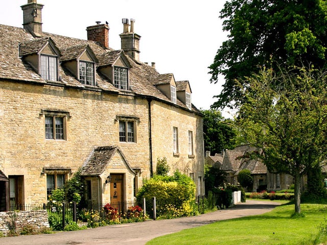 House, Property, Building, Home, Estate, Cottage, Architecture, Mansion, Manor house, Almshouse, 