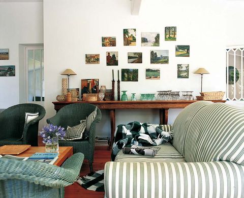 Room, Interior design, Living room, Home, Furniture, Wall, Interior design, Couch, Pillow, Throw pillow, 