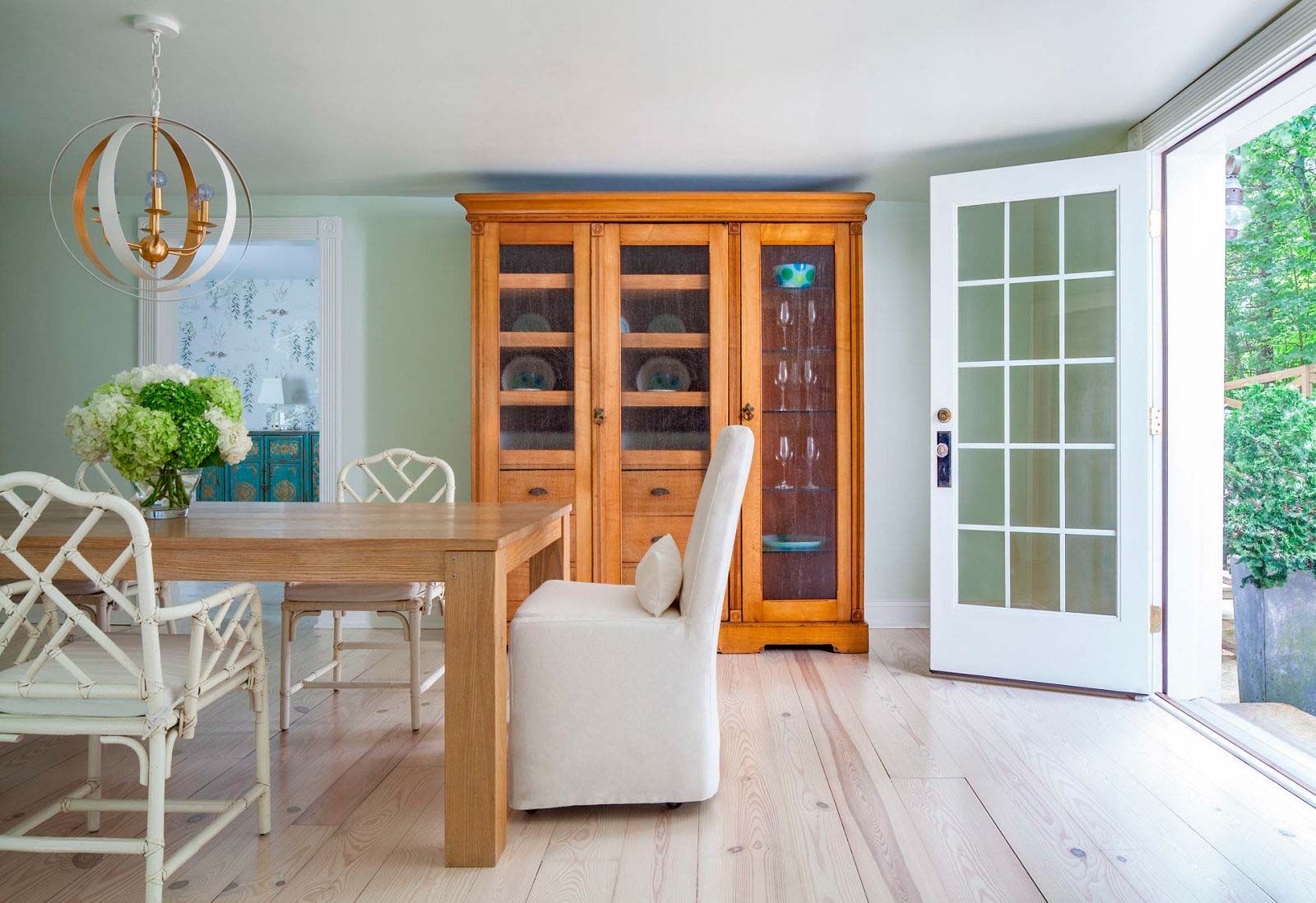 Room, Property, Furniture, Interior design, Green, House, Building, Door, Ceiling, Floor, 