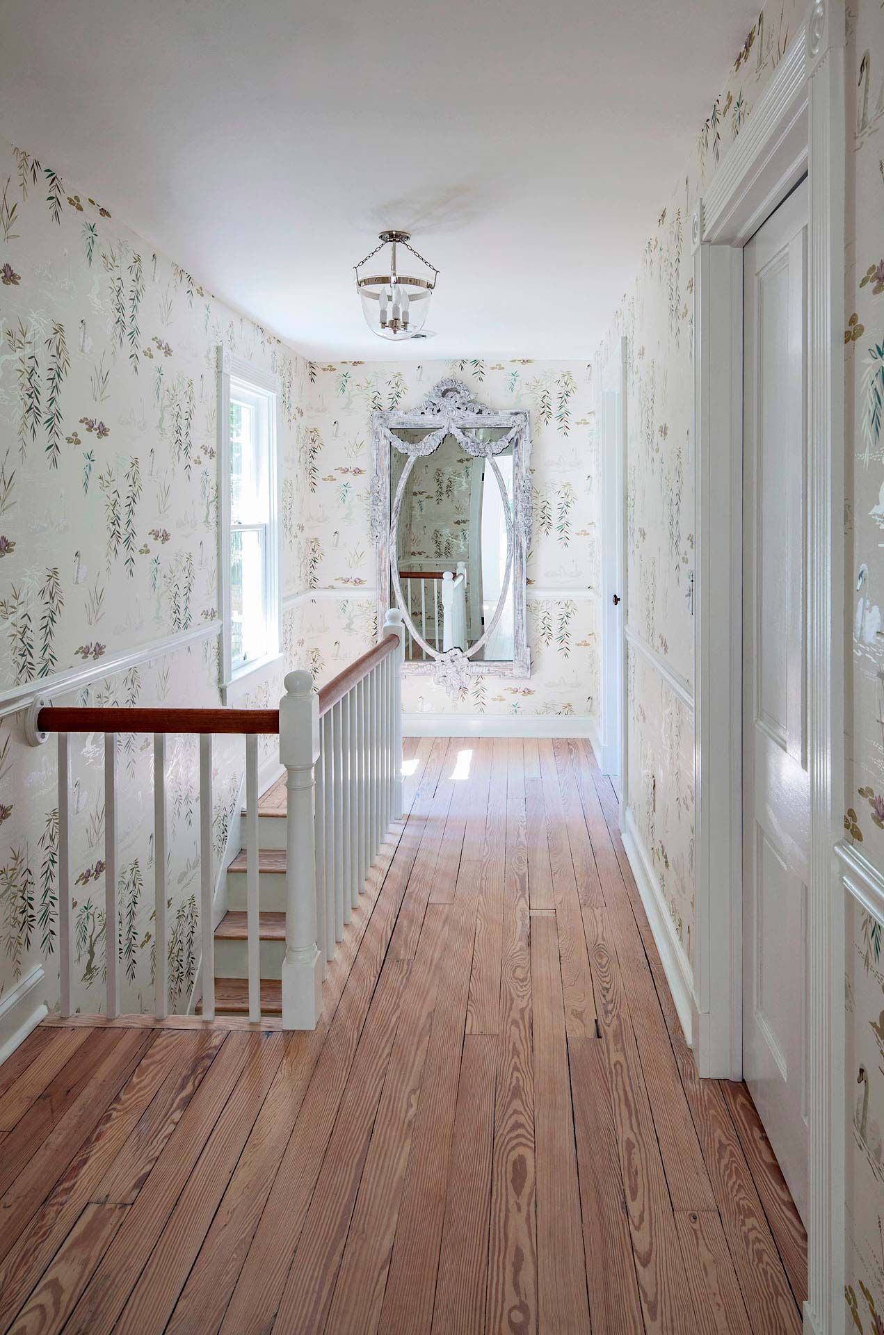 Wood, Floor, Flooring, Interior design, Room, Hardwood, Property, Wood flooring, Wood stain, Laminate flooring, 