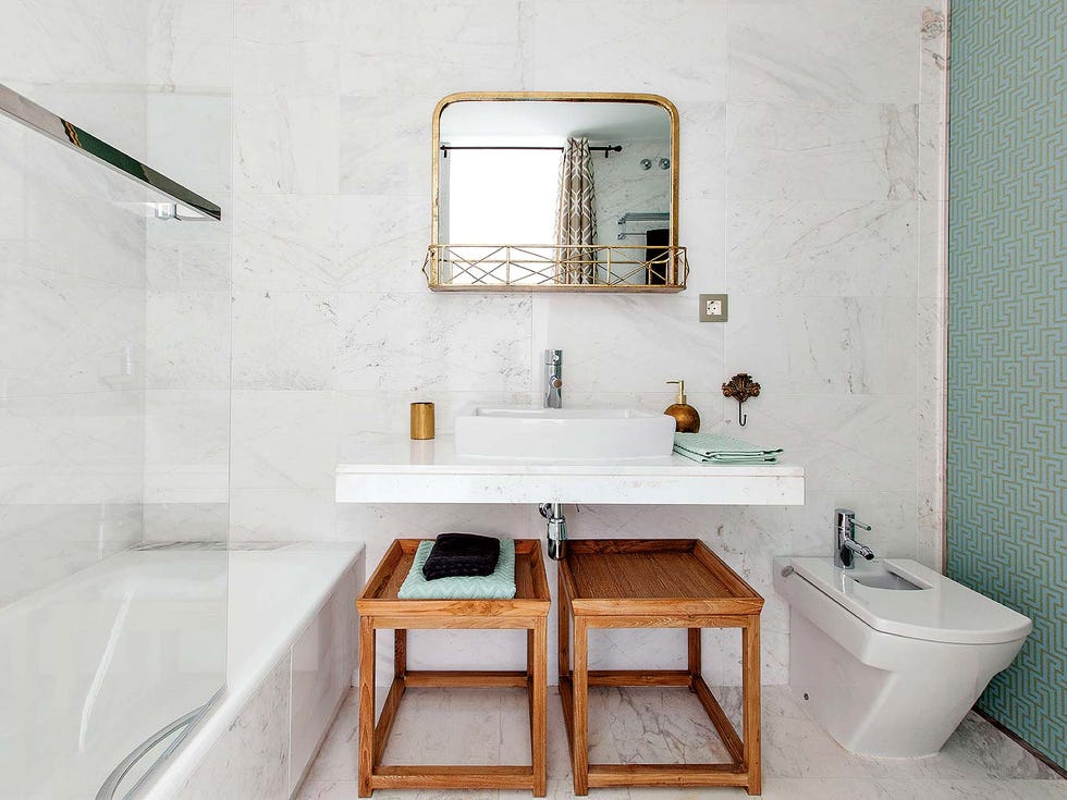 Room, Bathroom, Interior design, Property, Furniture, House, Floor, Building, Table, Architecture, 