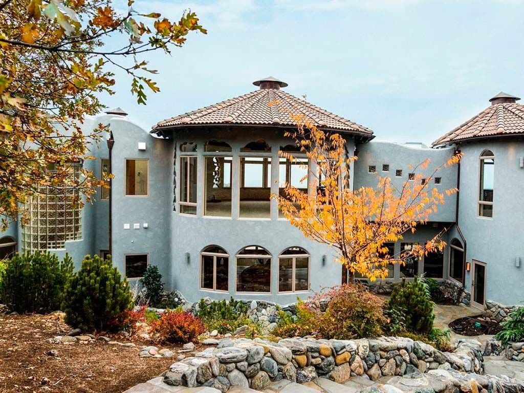 Plant, Window, Property, House, Residential area, Real estate, Home, Building, Roof, Fixture, 