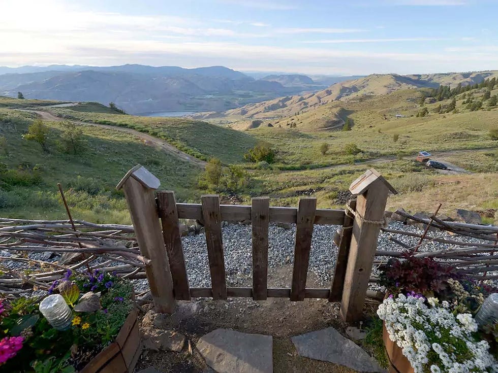 Wood, Mountainous landforms, Highland, Mountain, Hill, Outdoor furniture, Lavender, Hardwood, Home fencing, Rural area, 