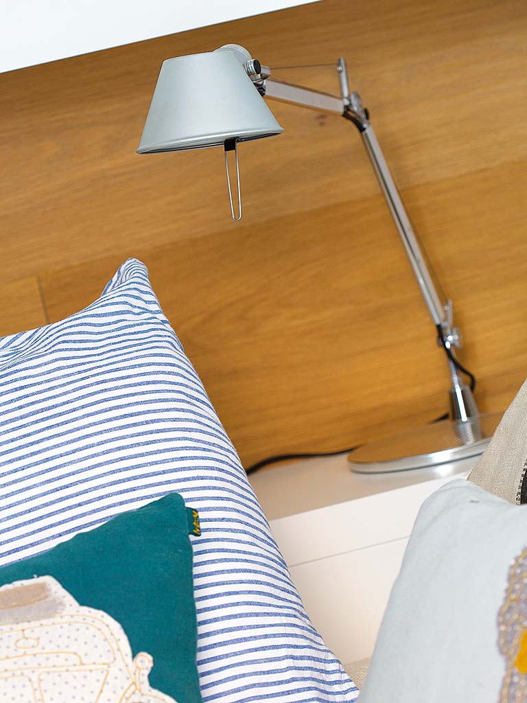 Lampshade, Lighting accessory, Turquoise, Lighting, Lamp, Room, Furniture, Table, Linens, Floor, 
