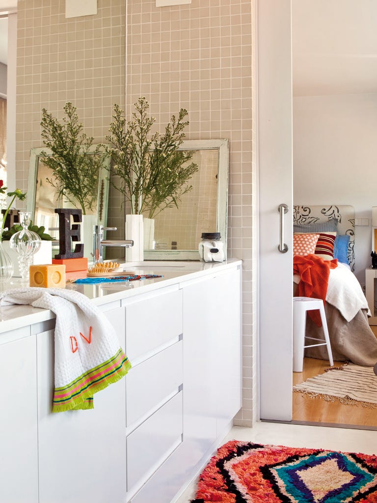 Room, Floor, Interior design, Flooring, Interior design, Home, Linens, Countertop, Cabinetry, Tile, 