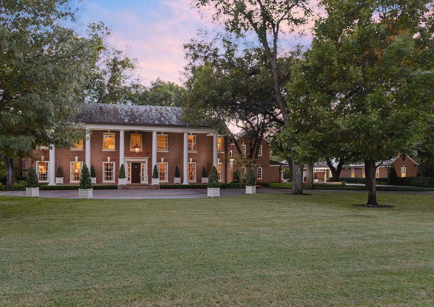 Property, Tree, Estate, Building, House, Architecture, Grass, Public space, Home, Lawn, 
