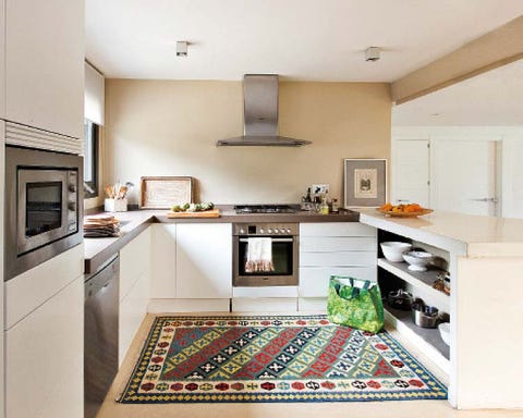UNA CASA SOSTENIBLE ENTRE ÁRBOLES: COCINA UNA CASA SOSTENIBLE ENTRE ÁRBOLES: COCINA