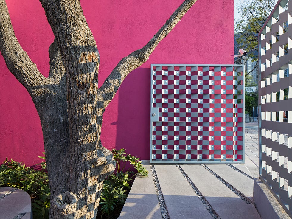 Casa moderna de colores: Entrada exterior