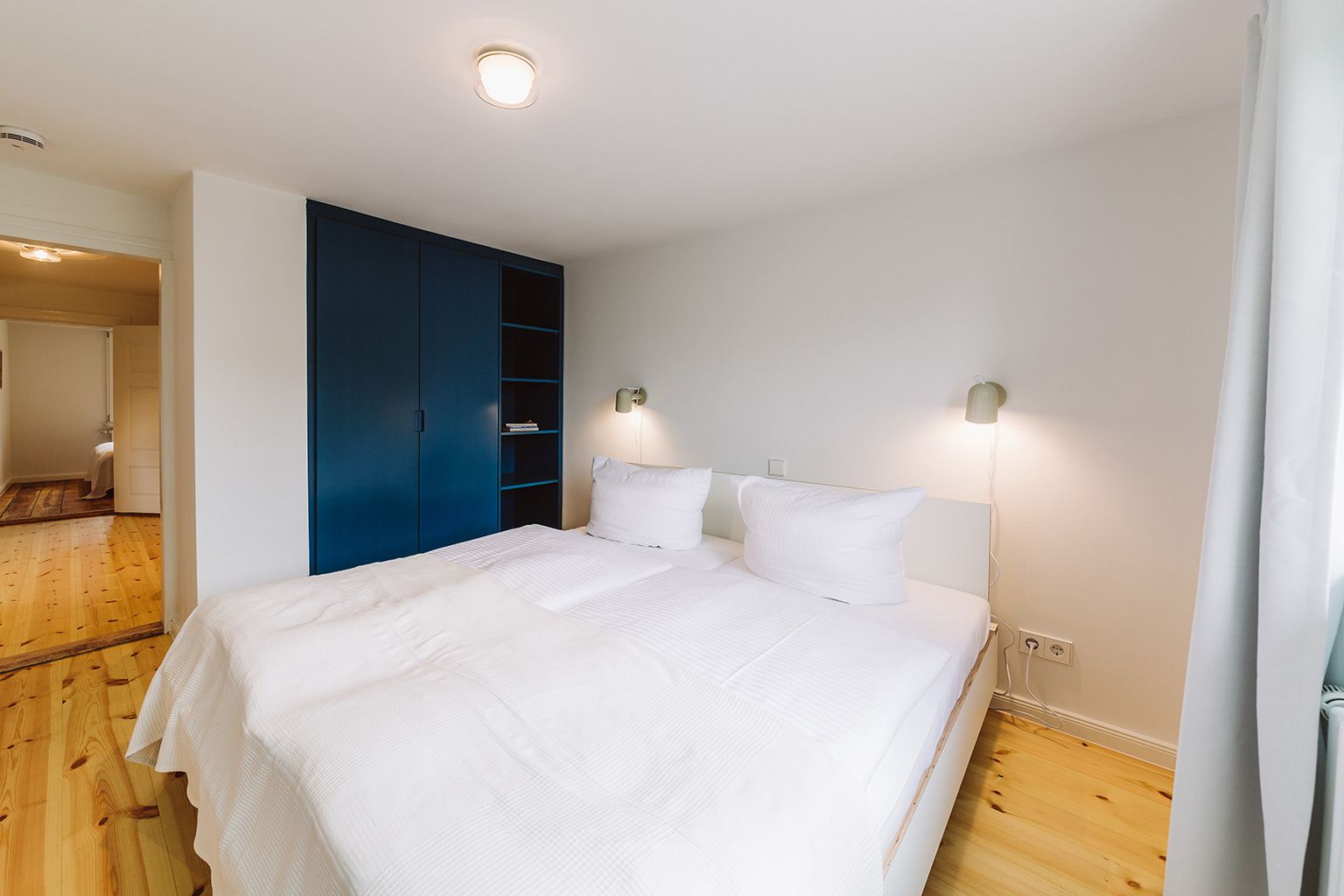 Bedroom, Bed, Room, Furniture, Property, Bed sheet, Bedding, Floor, Bed frame, Interior design, 