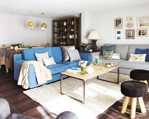 Blue, Room, Interior design, Green, Living room, Floor, Home, Wall, Furniture, Table, 