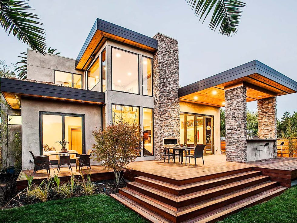 Home, House, Property, Building, Residential area, Real estate, Roof, Architecture, Facade, Backyard, 