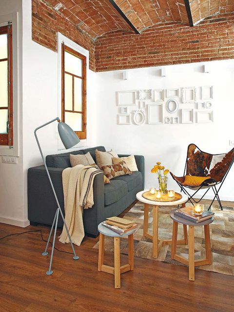 Wood, Room, Furniture, Interior design, Floor, Flooring, Chair, Hardwood, Coffee table, Interior design, 