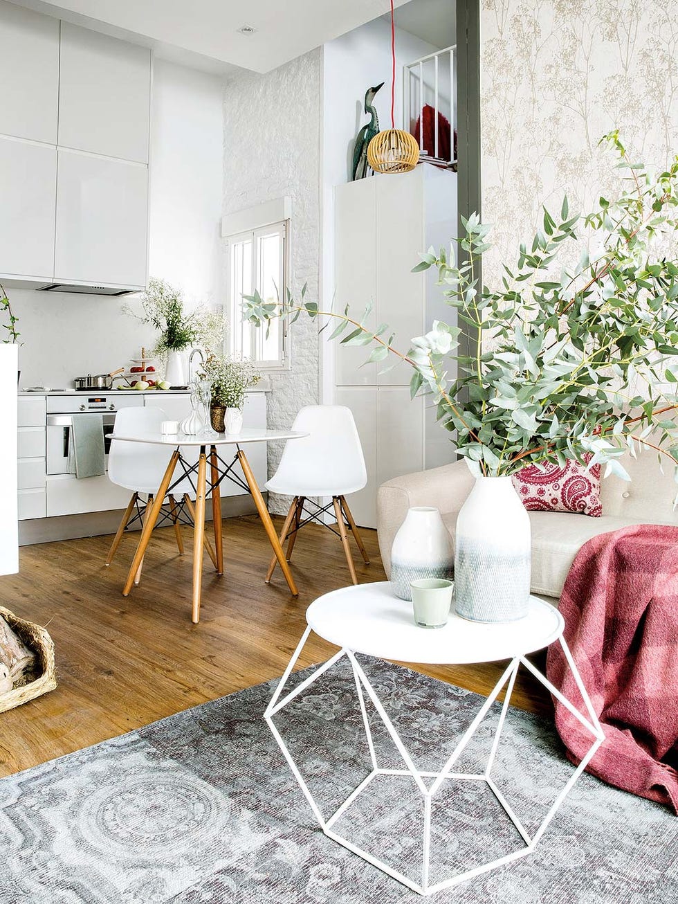 White, Room, Furniture, Floor, Interior design, Property, Table, Living room, Tile, House, 