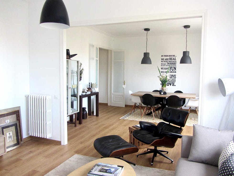 Room, Furniture, Interior design, White, Living room, Property, Floor, Building, House, Table, 