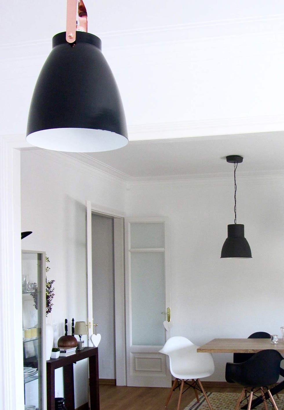 Room, Interior design, Wall, Furniture, Floor, Ceiling, Grey, Light fixture, Interior design, Home, 