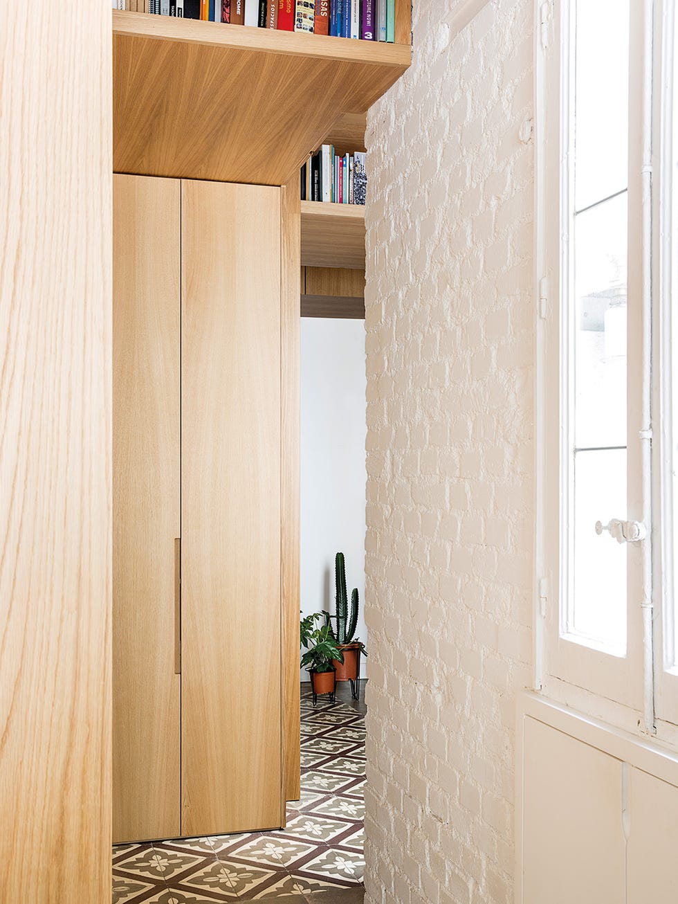 Property, Room, Floor, Wall, Interior design, Building, Architecture, House, Ceiling, Furniture, 
