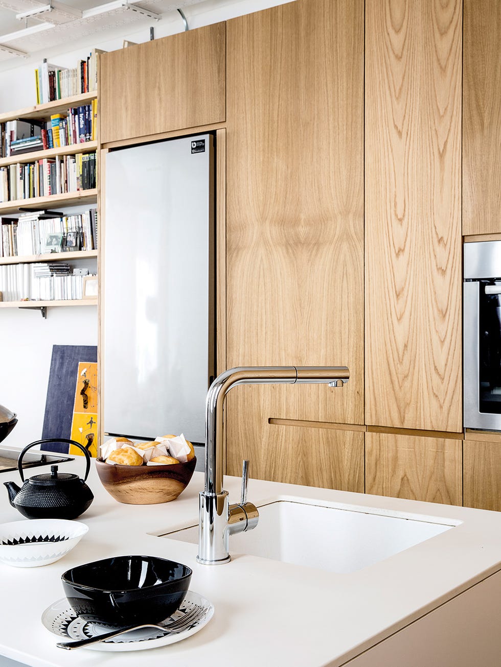 Countertop, Room, Interior design, Cabinetry, Tile, Kitchen, Furniture, Property, Tap, Kitchen stove, 
