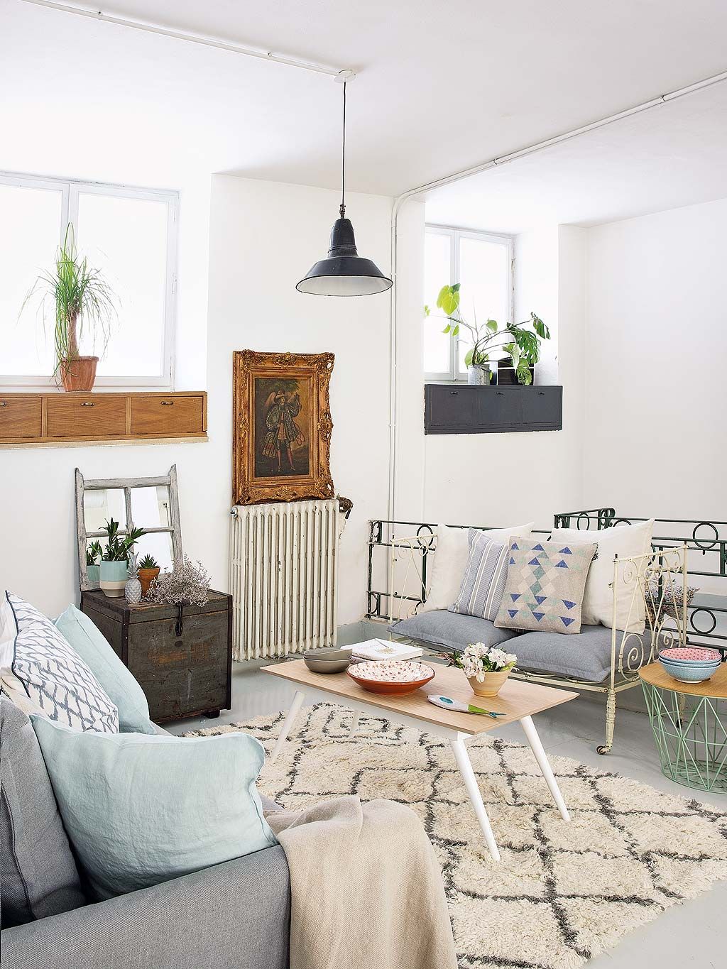 Room, Interior design, Living room, Home, Furniture, Wall, Floor, Interior design, Flooring, Ceiling, 