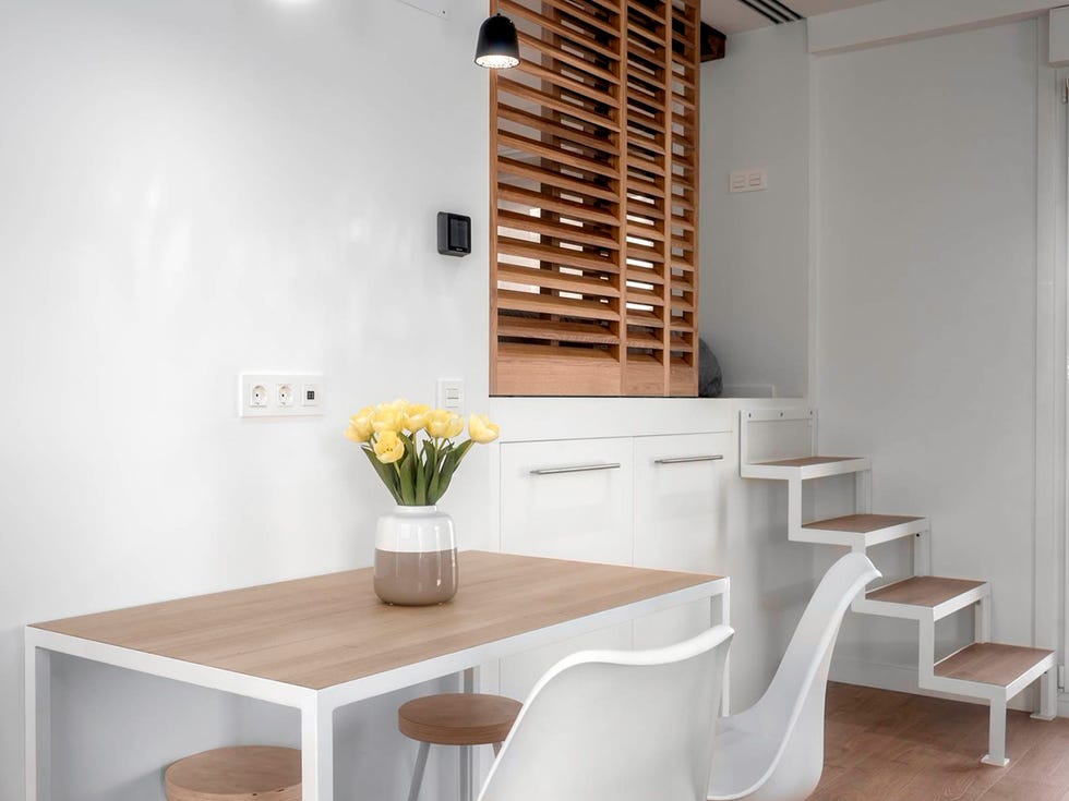 Wood, Room, Interior design, Furniture, Table, Floor, Flooring, Wall, Hardwood, Interior design, 