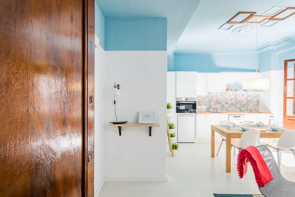 Interior design, Room, Property, Furniture, Wall, Building, Ceiling, House, Floor, Architecture, 