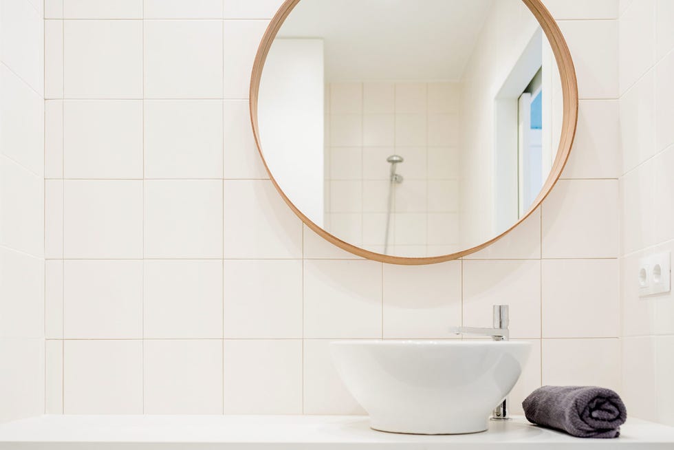 Tile, Bathroom, Room, Ceramic, Wall, Floor, Flooring, Line, Architecture, Plumbing fixture, 