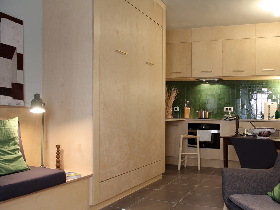 Room, Interior design, Property, Wall, Floor, Green, Building, Tile, Ceiling, Furniture, 