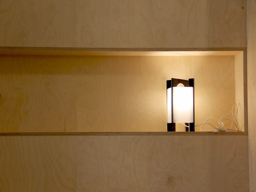 Wall, Light, Lighting, Light fixture, Room, Ceiling, 