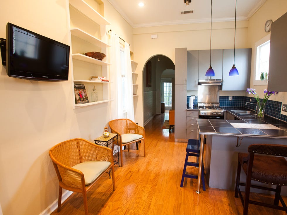 Room, Property, Building, Furniture, Interior design, Floor, Real estate, House, Living room, Table, 