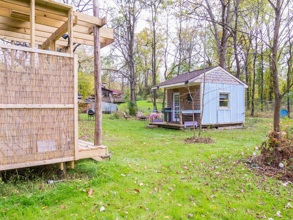 Property, House, Real estate, Cottage, Shed, Building, Tree, Shack, Grass, Home, 