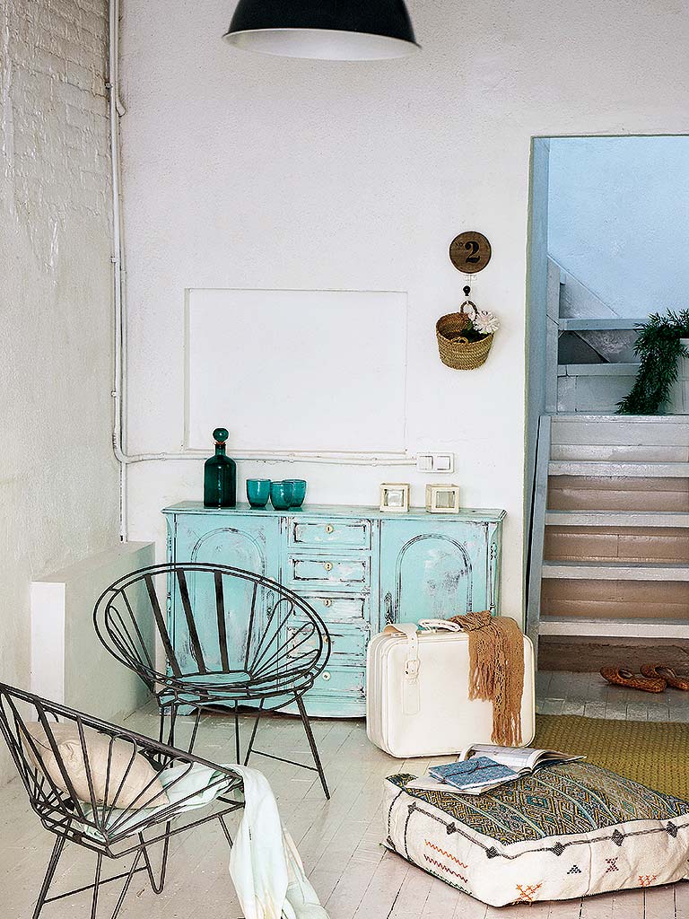 Room, Furniture, Interior design, Chair, Wall, Table, House, Floor, Home, Window, 