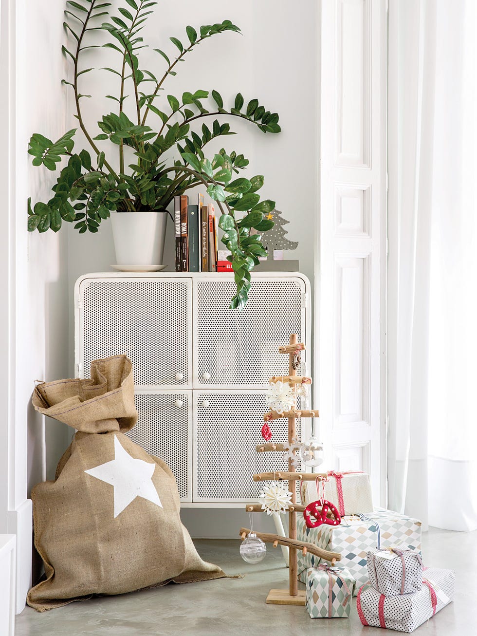 White, Product, Room, Interior design, Furniture, Houseplant, Tree, Textile, Plant, Table, 