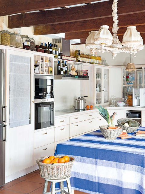 Establo rehabilitado: Cocina de casa de campo Establo rehabilitado: Cocina de casa de campo