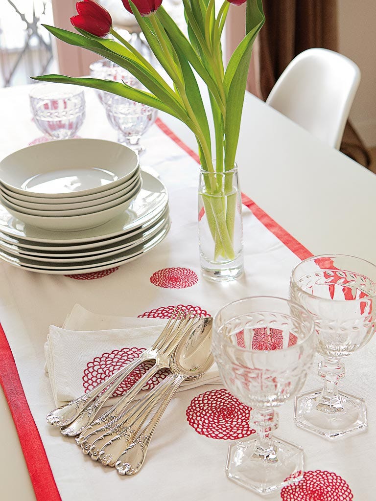 Glass, Stemware, Dishware, Serveware, Drinkware, Barware, Petal, Artifact, Centrepiece, Bouquet, 