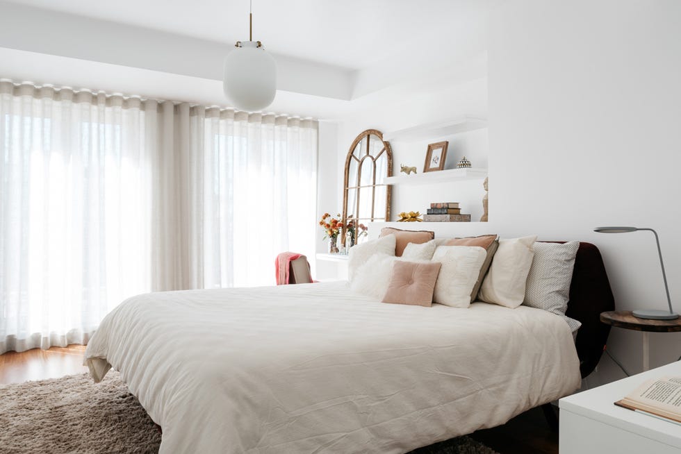 Bedroom, Furniture, Bed, Room, White, Interior design, Property, Bed sheet, Bed frame, Bedding, 