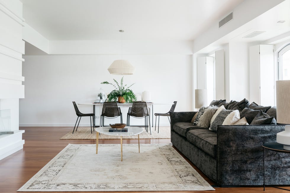 Living room, Room, Interior design, Furniture, White, Property, Floor, Coffee table, Ceiling, Building, 