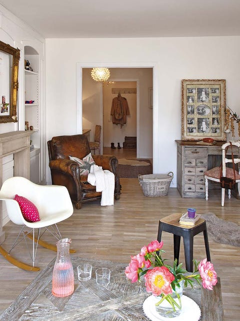 Wood, Room, Interior design, Floor, Home, Living room, Furniture, Table, Flooring, Interior design, 