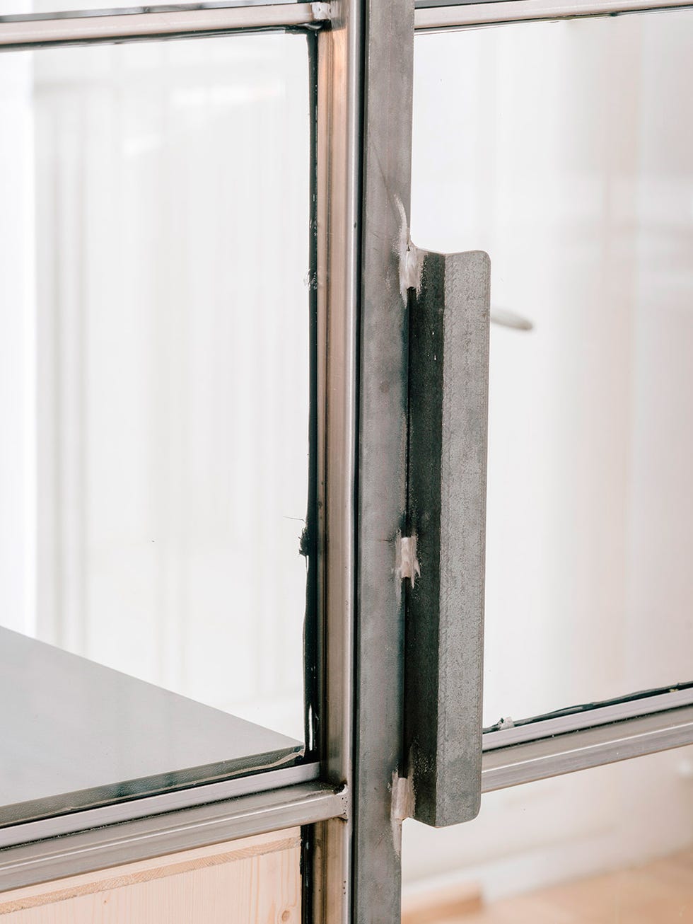 Glass, Table, Window, Furniture, Door, Architecture, Shelf, Wood, Home door, Metal, 