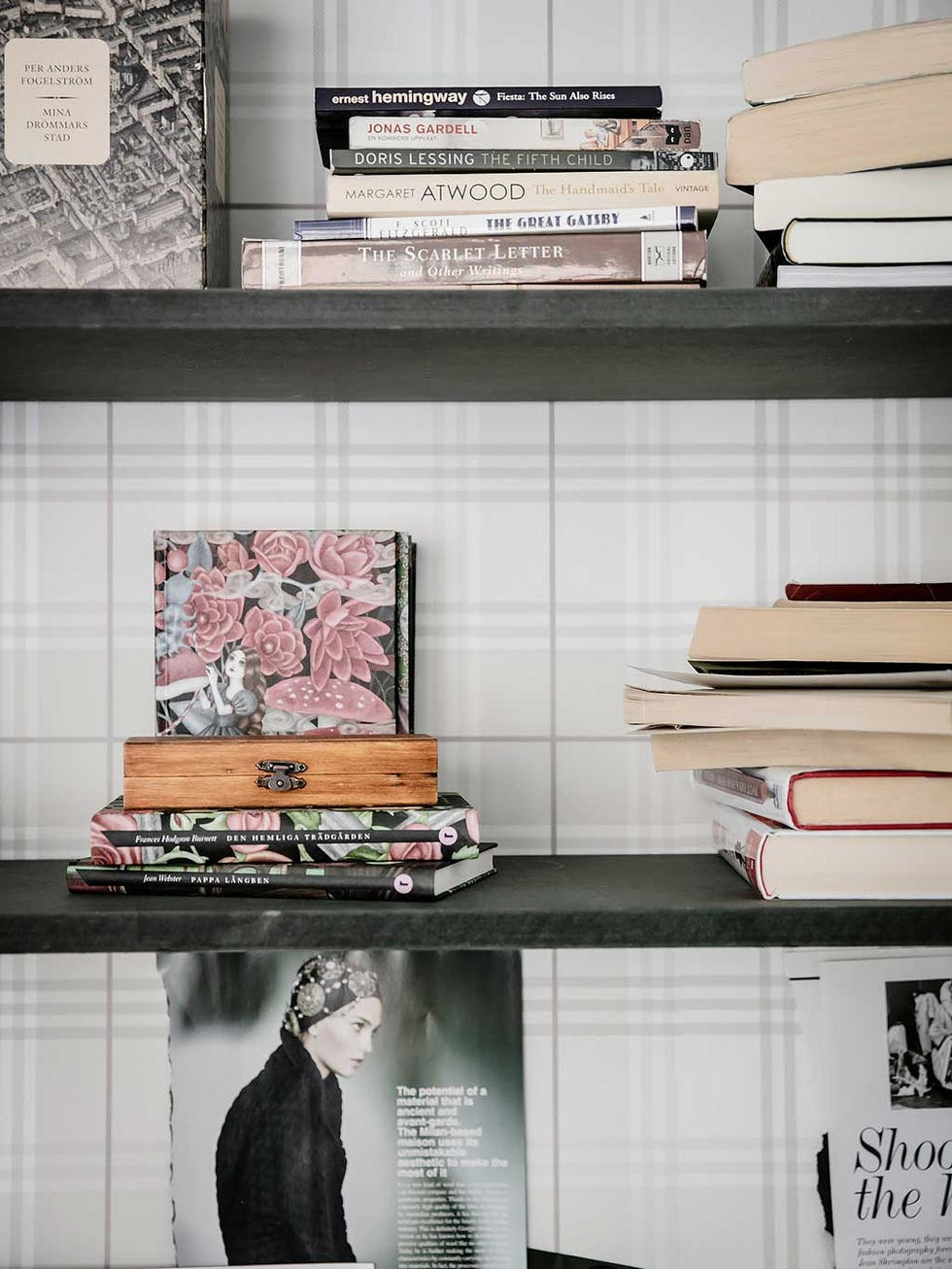 Shelf, Room, Furniture, Wall, Interior design, Shelving, Kitchen, Material property, Home, Tile, 