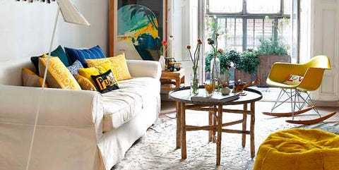 Casa cosmopolita: salón con colores Casa cosmopolita: salón con colores