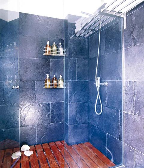 Plumbing fixture, Wall, Room, Tile, Floor, Fixture, Shower head, Plumbing, Bathroom, Bathroom accessory, 