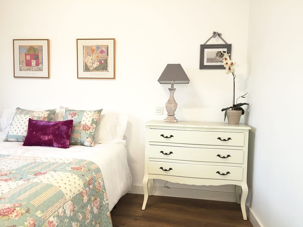 Furniture, Bedroom, Room, Nightstand, Chest of drawers, Bed, Bed sheet, Interior design, Wall, Drawer, 